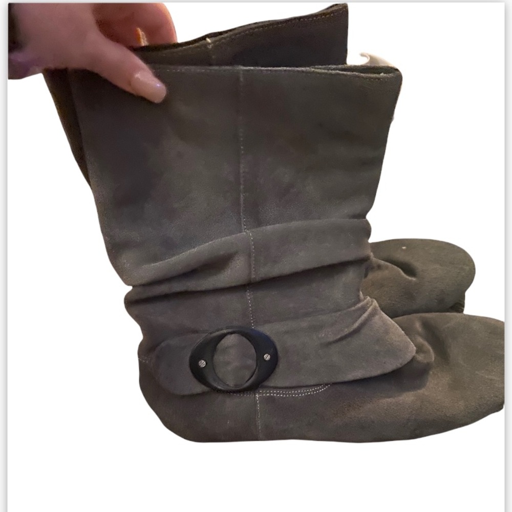 Gray memory foam boots